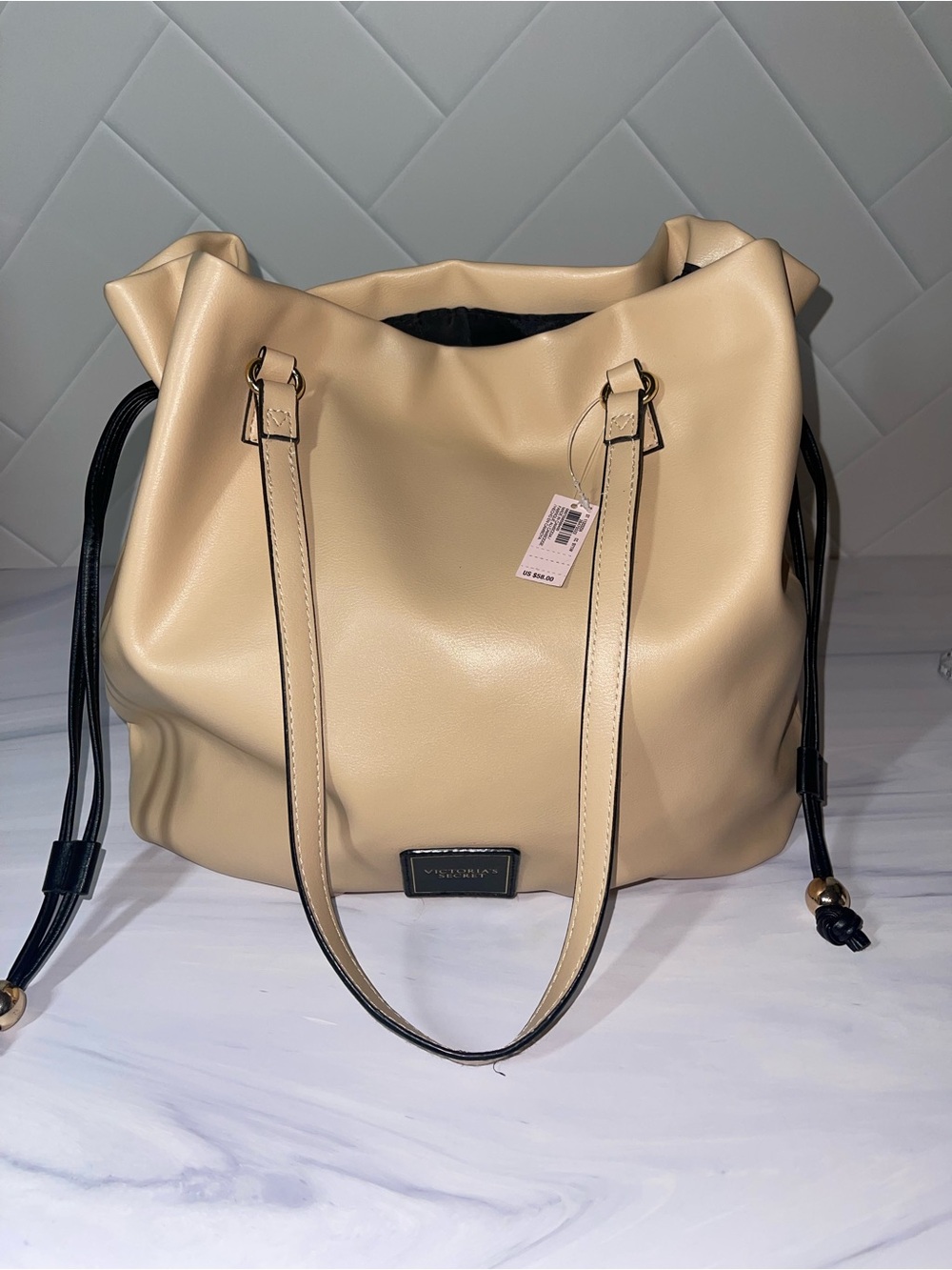Victoria’s Secret slouch shoulder bag - Cream - new!